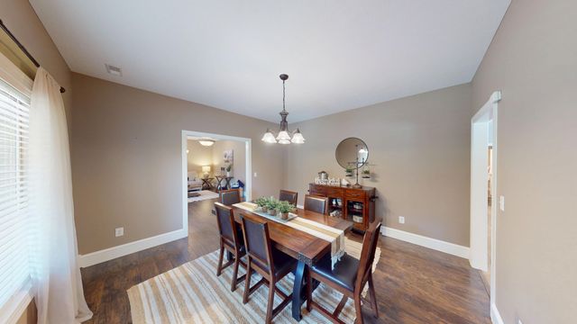 299 Boxwood Lane, Dayton, TN 37321