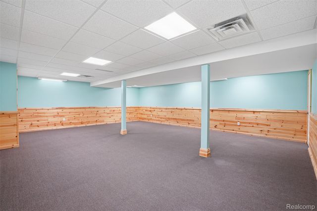 1883 Willowicke Drive, Wixom, MI 48393