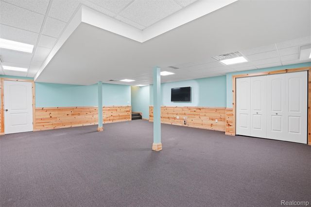 1883 Willowicke Drive, Wixom, MI 48393