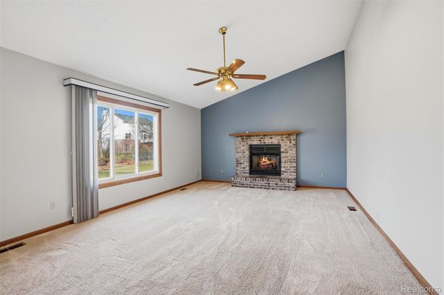 1883 Willowicke Drive, Wixom, MI 48393