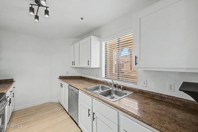 1287 N ALMA SCHOOL Road 259, Chandler, AZ 85224