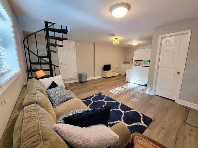 1377 Four Seasons Dr, Smithville, TN 37166