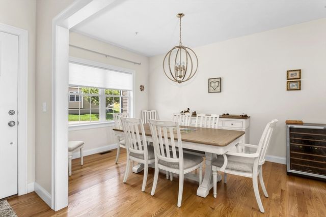 60 Tuscany Drive 60, Franklin, MA 02038