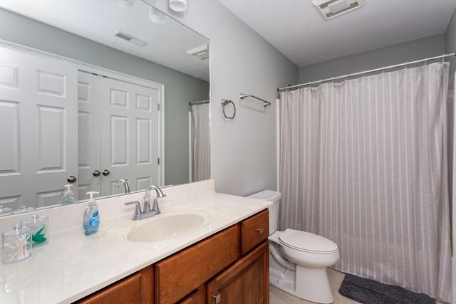 60 Tuscany Drive 60, Franklin, MA 02038