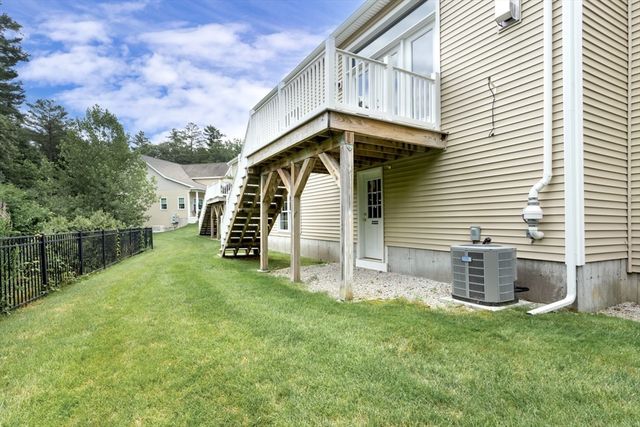 60 Tuscany Drive 60, Franklin, MA 02038