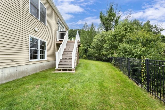 60 Tuscany Drive 60, Franklin, MA 02038