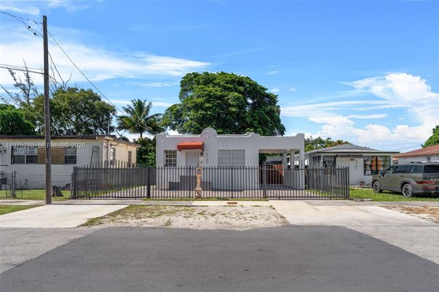 3151 NW 59th St, Miami, FL 33142