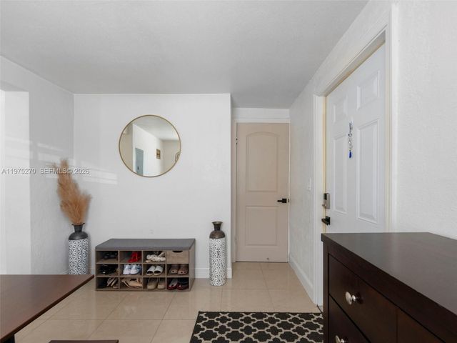 3151 NW 59th St, Miami, FL 33142