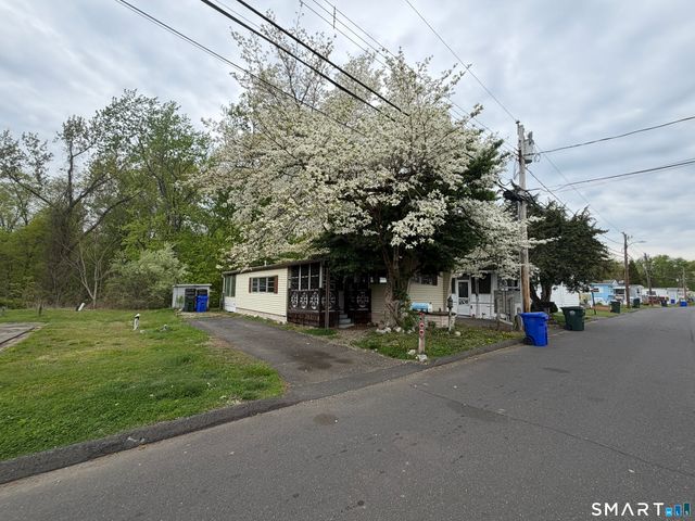 31 Rivermead Boulevard, East Hartford, CT 06118