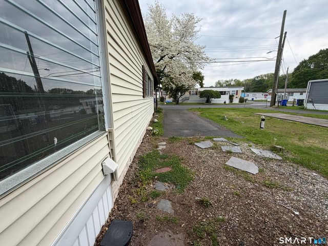 31 Rivermead Boulevard, East Hartford, CT 06118