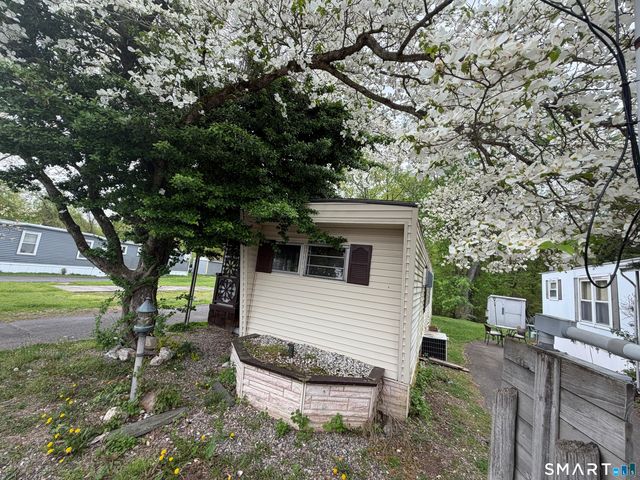 31 Rivermead Boulevard, East Hartford, CT 06118
