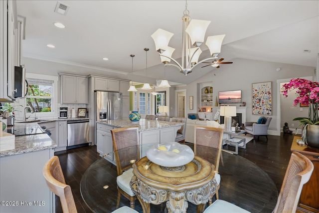 8155 Garden Pointe Drive NE, Leland, NC 28451