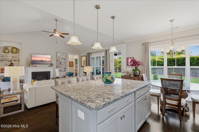 8155 Garden Pointe Drive NE, Leland, NC 28451