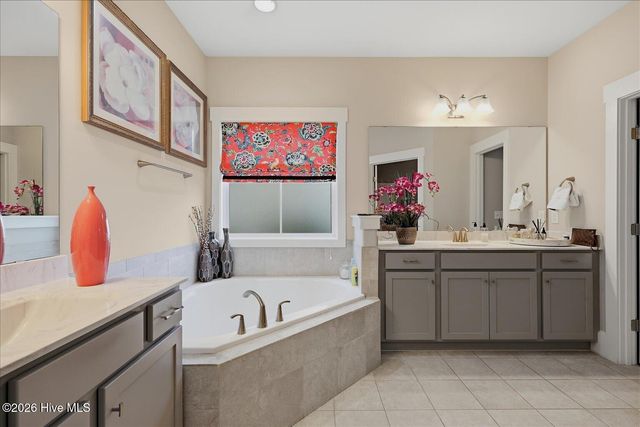 8155 Garden Pointe Drive NE, Leland, NC 28451