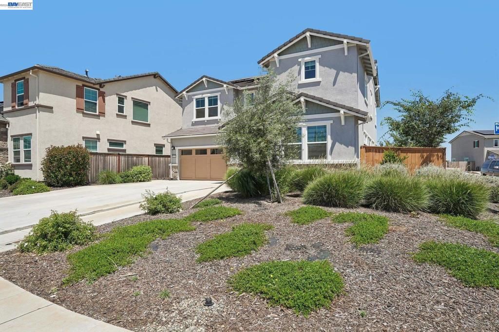Image 1 of property listing at 4013 Mirecourt cir, Rancho Cordova, CA 95742