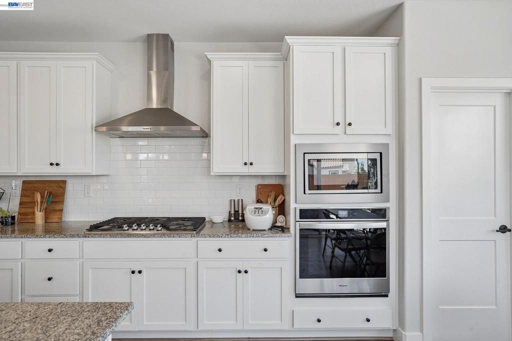 Image 14 of property listing at 4013 Mirecourt cir, Rancho Cordova, CA 95742