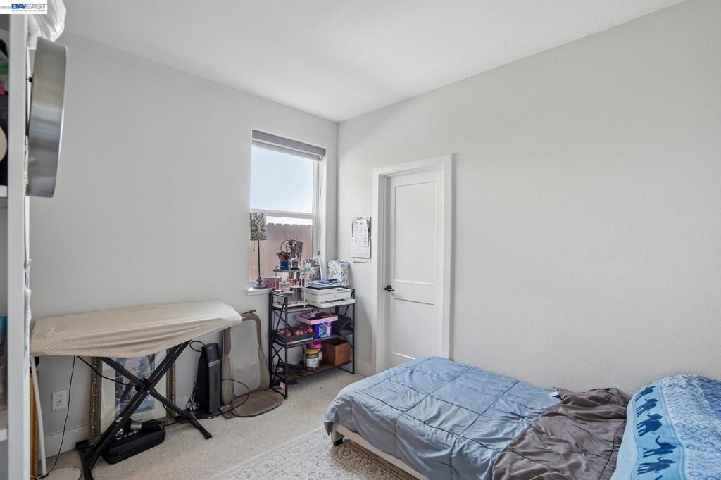 Image 18 of property listing at 4013 Mirecourt cir, Rancho Cordova, CA 95742