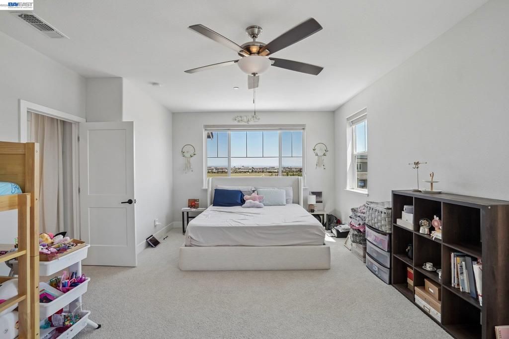 Image 33 of property listing at 4013 Mirecourt cir, Rancho Cordova, CA 95742