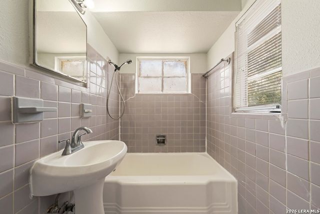 815 Rittiman Rd, San Antonio, TX 78209