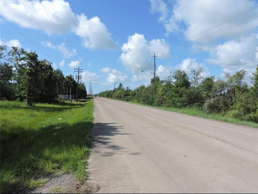 5200 Delany Road, La Marque, TX 77568