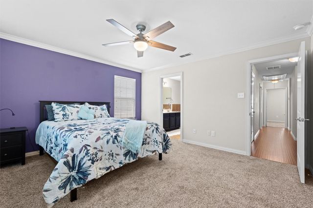 6900 Carrington Lane, Fort Worth, TX 76137