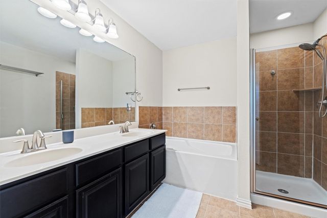 6900 Carrington Lane, Fort Worth, TX 76137
