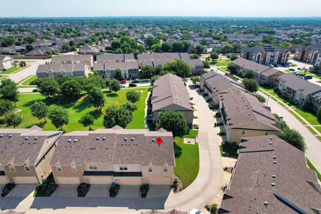 6900 Carrington Lane, Fort Worth, TX 76137