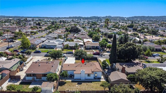 905 E Francis, La Habra, CA 90631