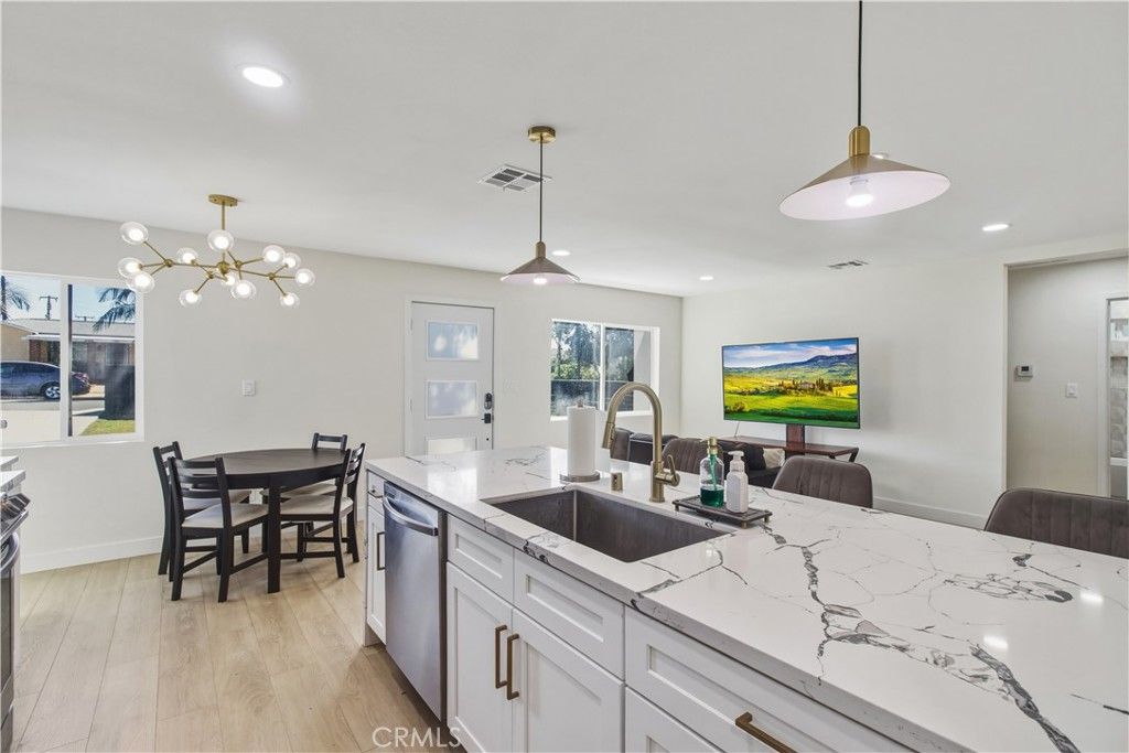 905 E Francis, La Habra, CA 90631 — photo 5