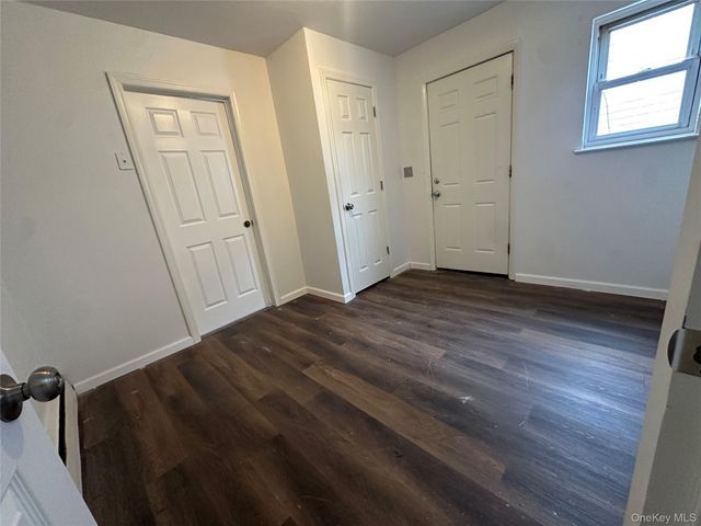 210 Wellington Street, Hempstead, NY 11550