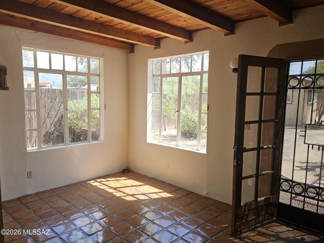 1626 N Stewart Avenue, Tucson, AZ 85716