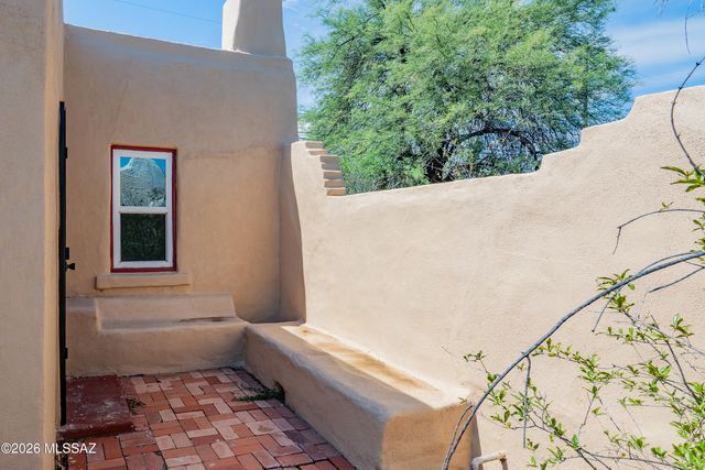 1626 N Stewart Avenue, Tucson, AZ 85716