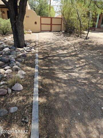 1626 N Stewart Avenue, Tucson, AZ 85716