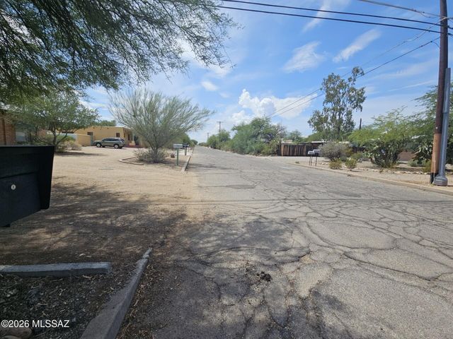 1626 N Stewart Avenue, Tucson, AZ 85716
