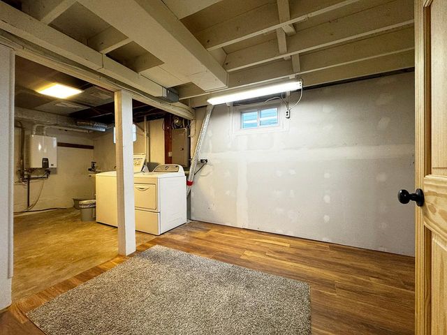 811 N 7th Street, Virginia, MN 55792