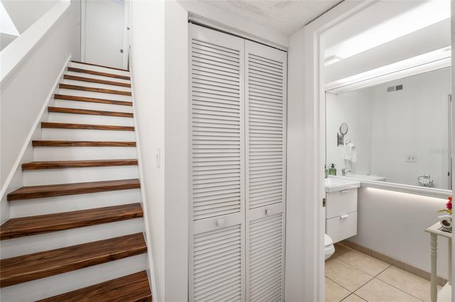 4368 MIDDLEBROOK ROAD 4368, Orlando, FL 32811