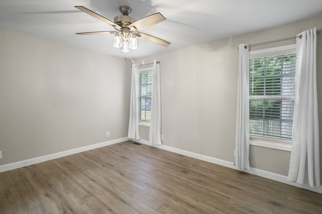 1841 Darlington Dr, Clarksville, TN 37042
