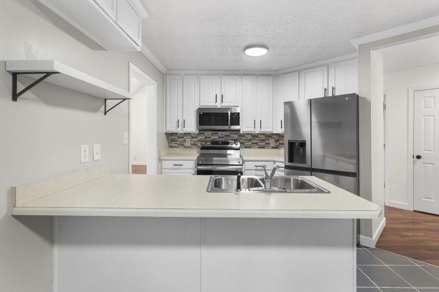 1841 Darlington Dr, Clarksville, TN 37042