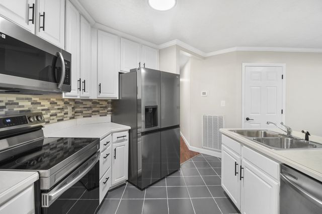 1841 Darlington Dr, Clarksville, TN 37042