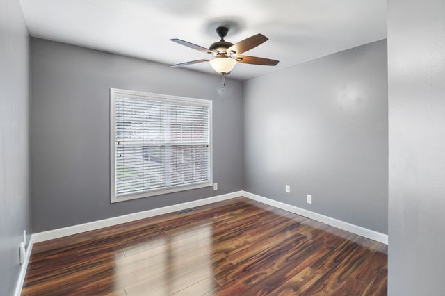 1841 Darlington Dr, Clarksville, TN 37042