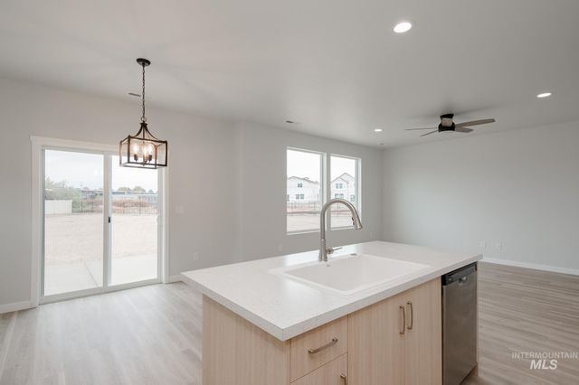17429 N Union Springs Pl, Nampa, ID 83687