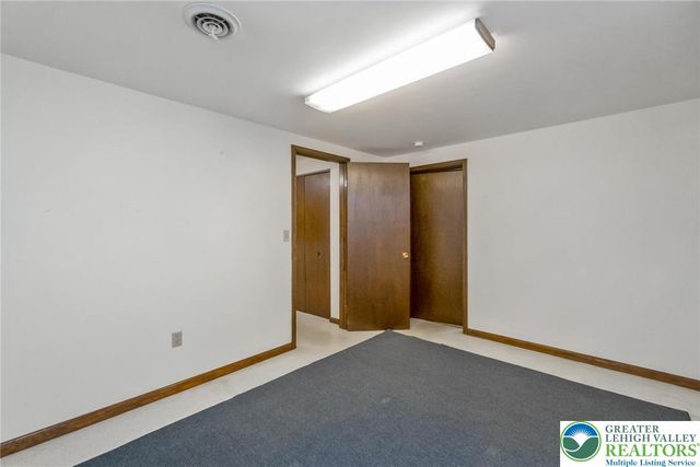 3105 Hecktown Road, Easton, PA 18045