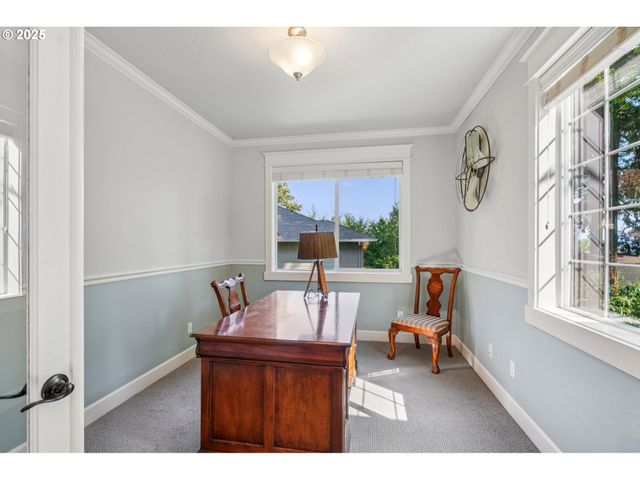 5862 Sw RALSTON Dr, Portland, OR 97239