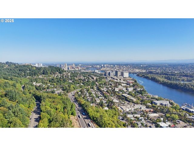 5862 Sw RALSTON Dr, Portland, OR 97239