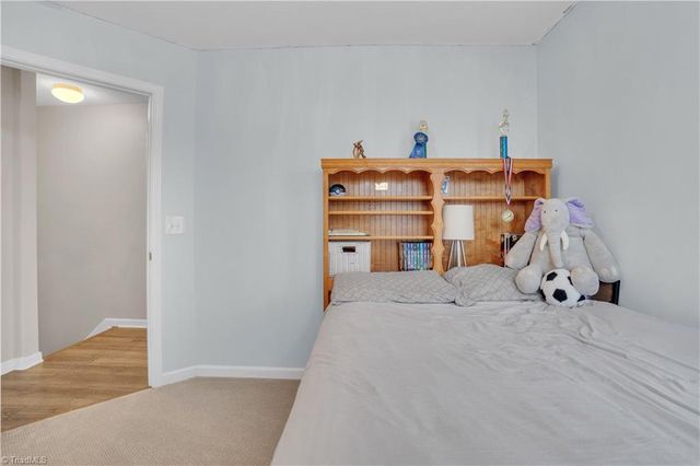 694 Winners Point, Whitsett, NC 27377