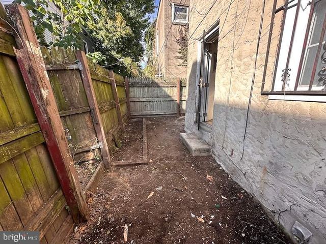 1602 ROWAN ST, Philadelphia, PA 19140