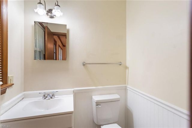 106 Rowe DR, Poquoson, VA 23662
