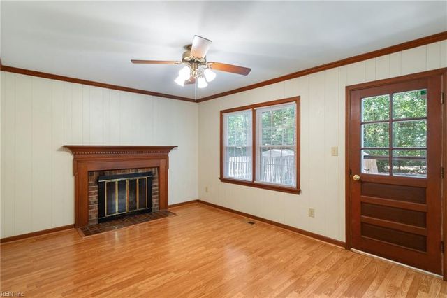 106 Rowe DR, Poquoson, VA 23662