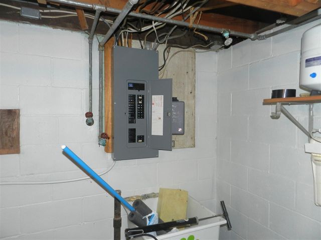 4495 Oxbow Road, Eau Claire, MI 49111