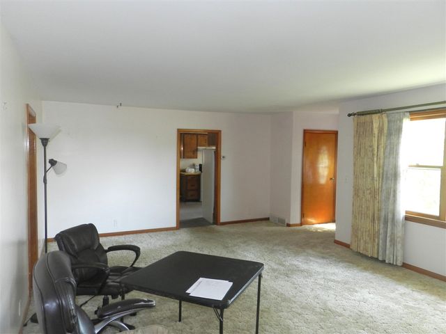 4495 Oxbow Road, Eau Claire, MI 49111